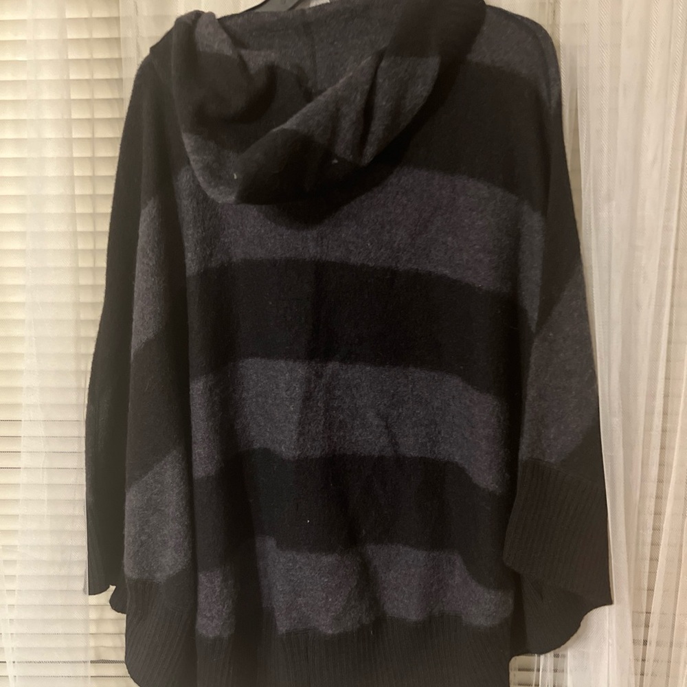Elena Solano Wool Poncho Sweater - Women's XL Black/gray E